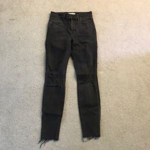 Madewell 9" High Rise Skinny in Black Sea